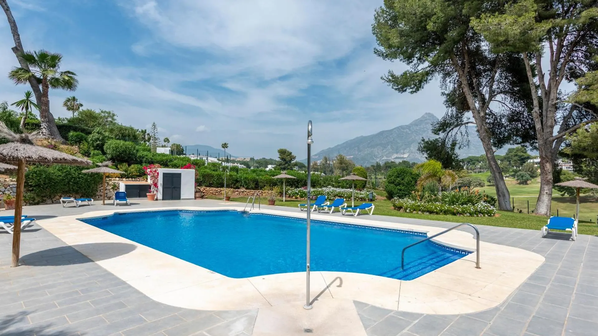 Azahara 2, Contemporary Scandinavian Style Open Plan Apartment With 2 Terraces Marbella Spain